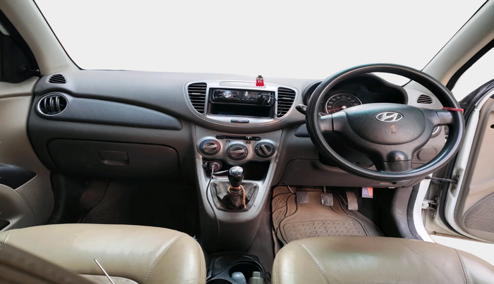 2010 Hyundai i10 ERA 1.1, Petrol, Manual, 1,29,228 km, interior