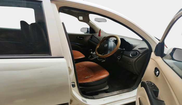 2011 Hyundai i10 MAGNA 1.2, Petrol, Manual, 1,38,314 km, interior