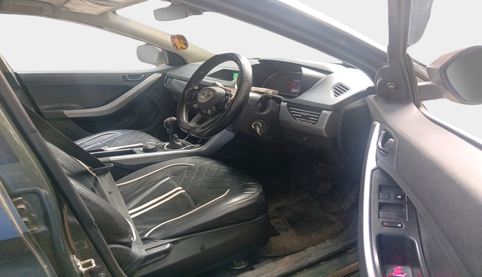 2022 Tata NEXON XM SUNROOF PETROL, Petrol, Manual, 63,244 km, interior