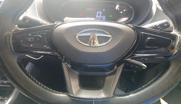 2022 Tata NEXON XM SUNROOF PETROL, Petrol, Manual, 63,244 km, interior