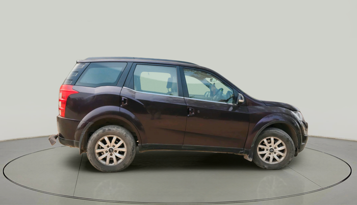 2017 Mahindra XUV500 W10 AT, Diesel, Automatic, 97,101 km, exterior