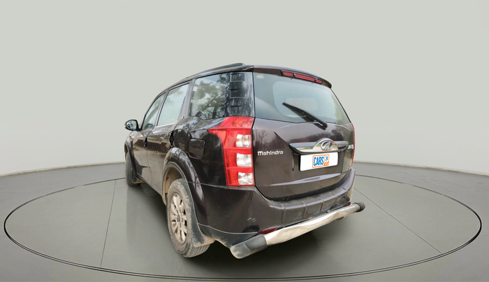 2017 Mahindra XUV500 W10 AT, Diesel, Automatic, 97,101 km, exterior