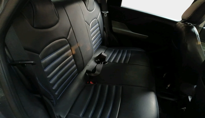 2021 Tata PUNCH ADVENTURE MT, Petrol, Manual, 28,497 km, interior