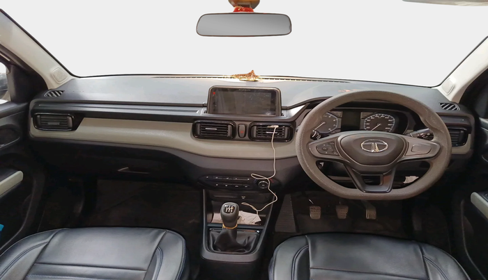2021 Tata PUNCH ADVENTURE MT, Petrol, Manual, 28,497 km, interior