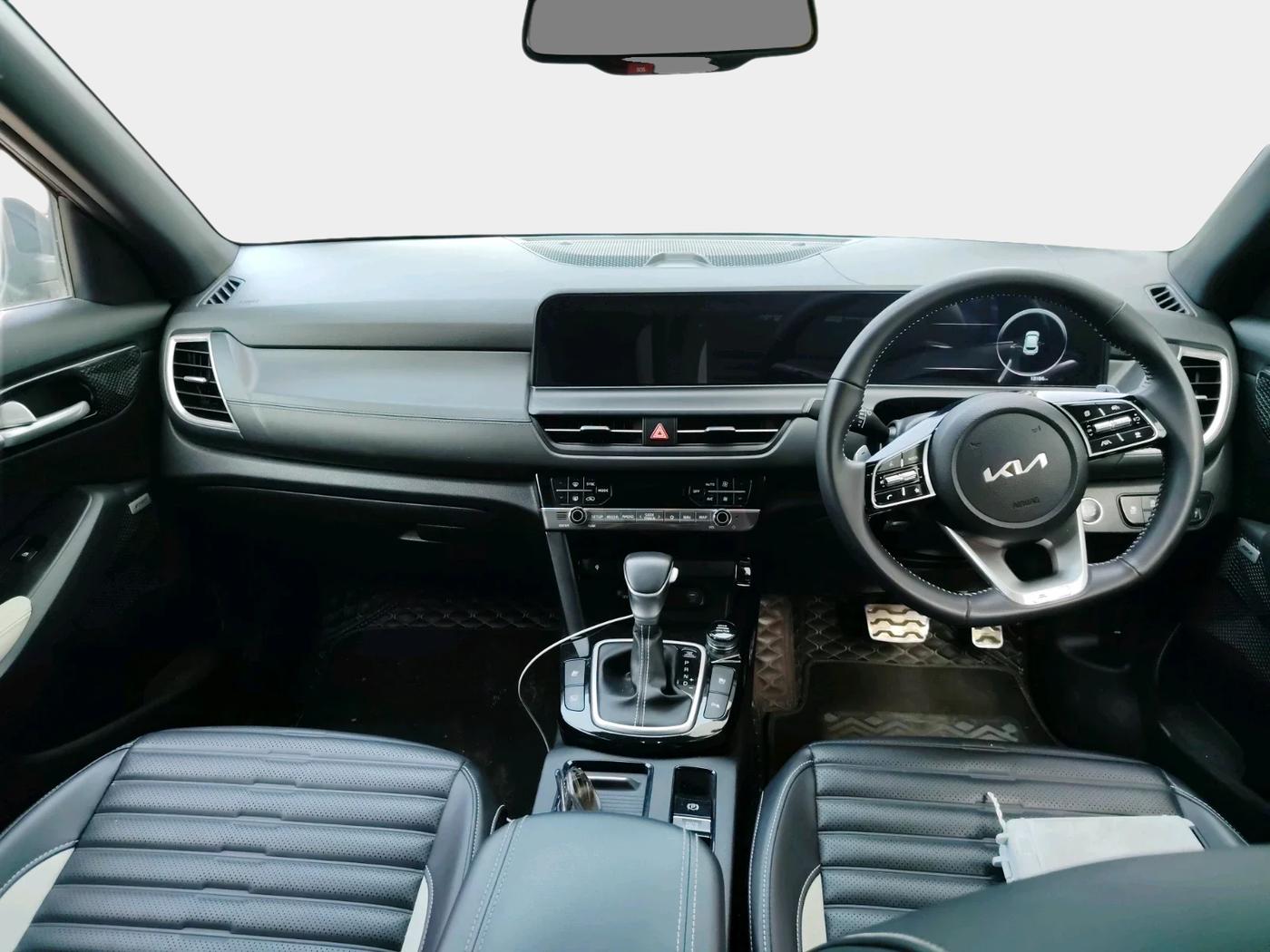 2024 KIA SELTOS  GTX Plus 1.5 Turbo Petrol DCT, Petrol, Automatic, 13,186 km, interior