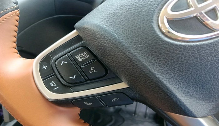 2022 Toyota Innova Crysta 2.7 GX AT 7 STR, Petrol, Automatic, 76,540 km, interior