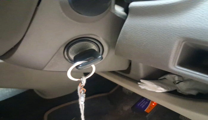 2015 Datsun Go Plus T, Petrol, Manual, 73,863 km, interior