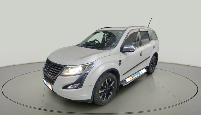 2019 Mahindra XUV500 W11 AT, Diesel, Automatic, 1,11,404 km, exterior