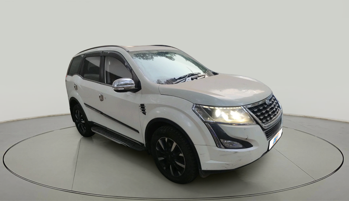 2019 Mahindra XUV500 W11 AT, Diesel, Automatic, 1,11,404 km, exterior