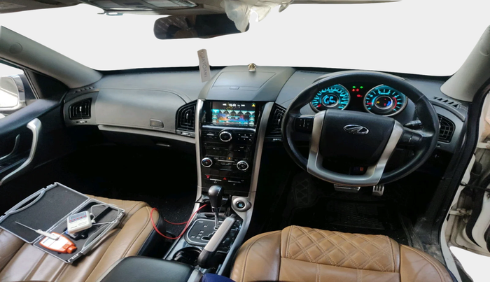 2019 Mahindra XUV500 W11 AT, Diesel, Automatic, 1,11,404 km, interior