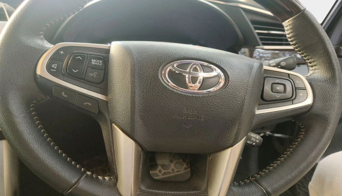 2022 Toyota Innova Crysta 2.4 VX 8 STR, Diesel, Manual, 67,254 km, interior