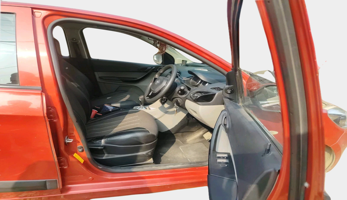 2019 Tata Tiago XTA PETROL, Petrol, Automatic, 1,02,284 km, interior