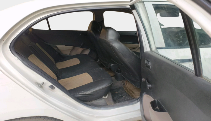 2015 Hyundai Xcent BASE 1.2, Petrol, Manual, 81,200 km, interior