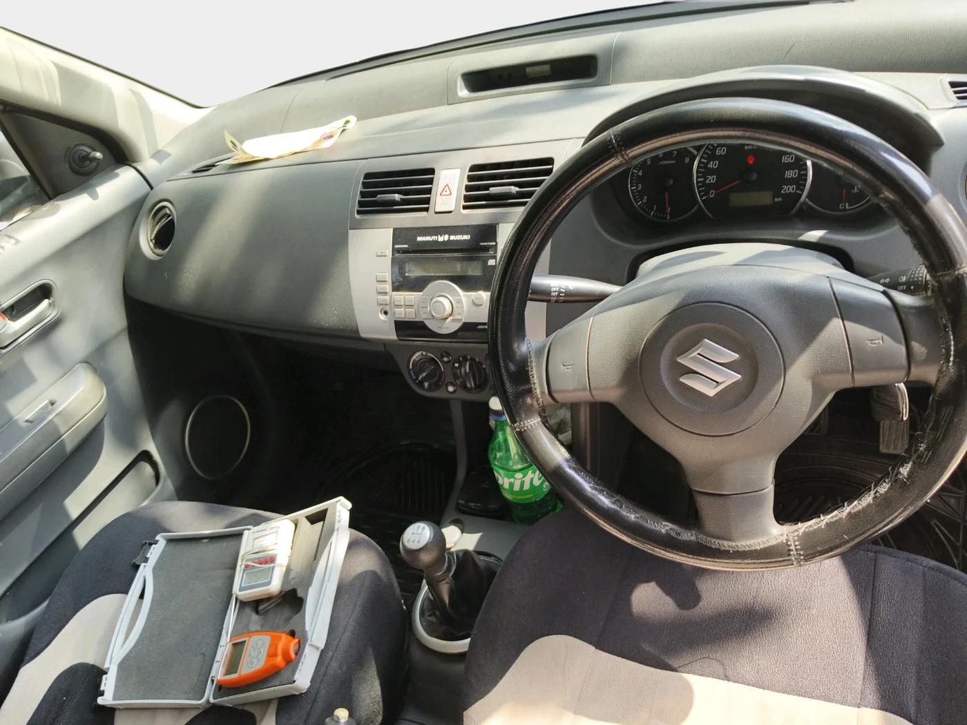 2011 Maruti Swift VXI, Petrol, Manual, 75,217 km, interior
