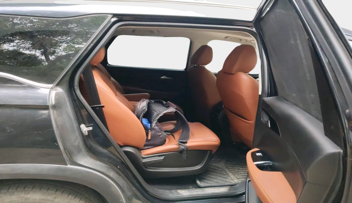 2022 MG HECTOR PLUS SHARP 1.5 PETROL TURBO CVT 6-STR, Petrol, Automatic, 54,876 km, interior