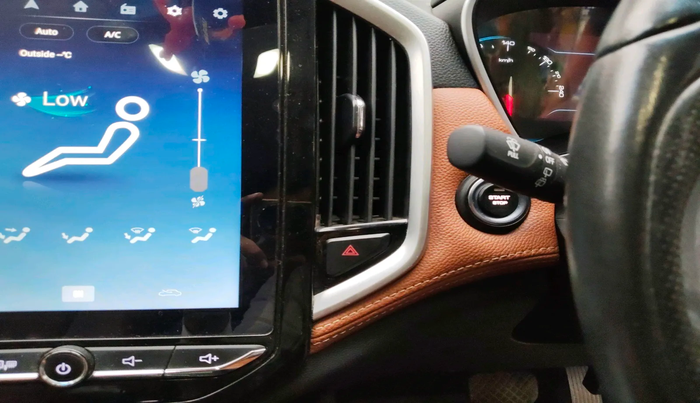 2022 MG HECTOR PLUS SHARP 1.5 PETROL TURBO CVT 6-STR, Petrol, Automatic, 54,876 km, interior