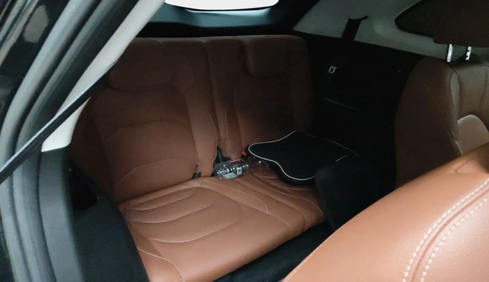 2022 MG HECTOR PLUS SHARP 1.5 PETROL TURBO CVT 6-STR, Petrol, Automatic, 54,876 km, interior