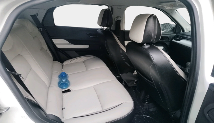 2024 Tata PUNCH PURE MT, Petrol, Manual, 12,089 km, interior