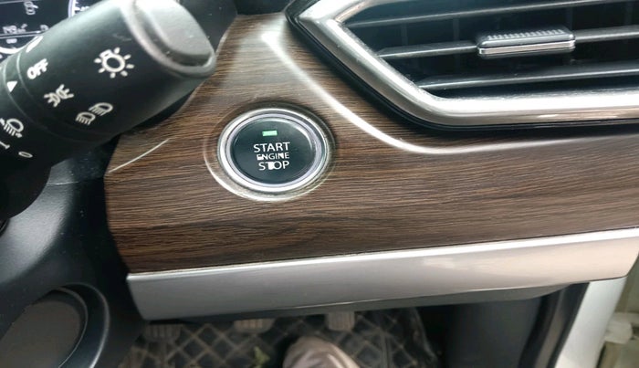 2021 Tata Harrier XT 2.0L KRYOTEC, Diesel, Manual, 48,015 km, interior