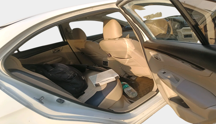 2016 Maruti Ciaz VDI SHVS, Diesel, Manual, 92,609 km, interior