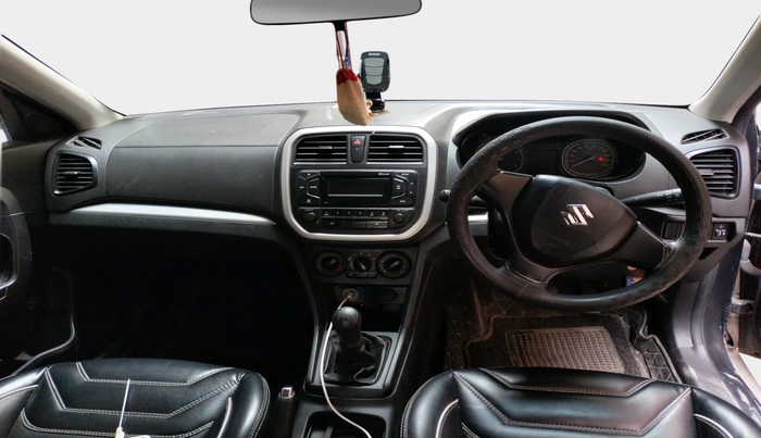 2021 Maruti Vitara Brezza LXI, Petrol, Manual, 39,256 km, interior