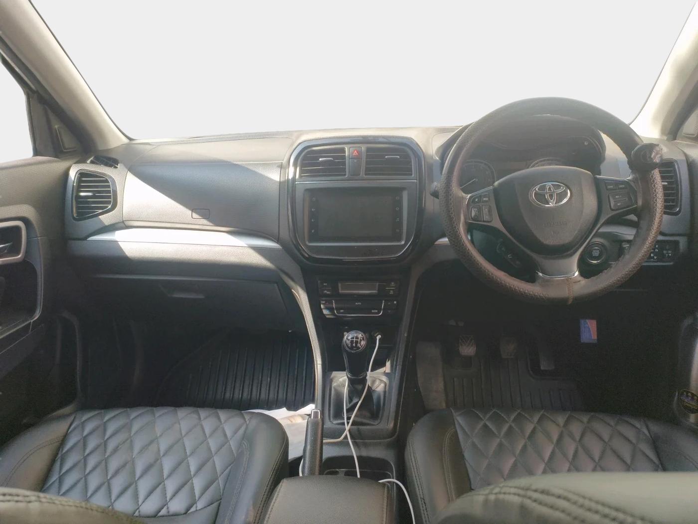 2021 Toyota URBAN CRUISER HIGH GRADE MT, CNG, Manual, 27,068 km, interior