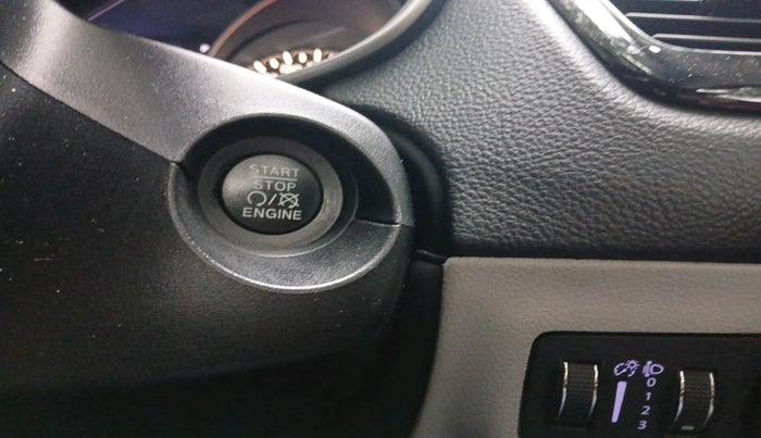 2019 Jeep Compass LIMITED PLUS PETROL AT, Petrol, Automatic, 49,345 km, interior