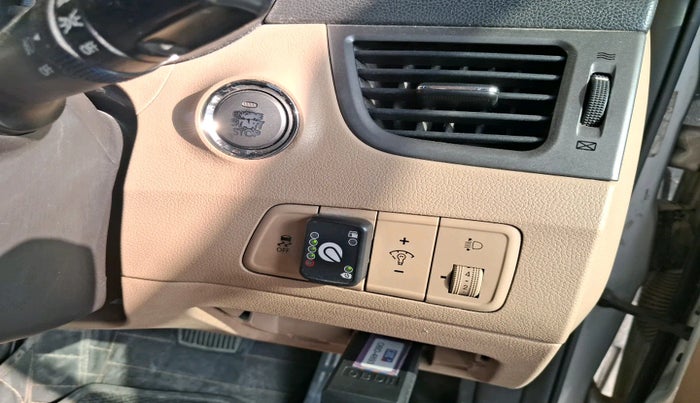 2015 Hyundai New Elantra 1.8 SX AT VTVT, Petrol, Automatic, 1,03,076 km, interior