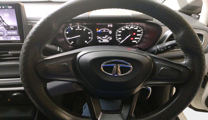 2020 Tata ALTROZ XE PETROL, Petrol, Manual, 56,906 km, interior