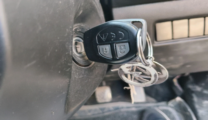 2020 Maruti Swift VXI, Petrol, Manual, 88,853 km, interior