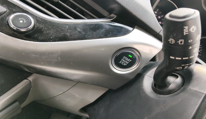 2018 Tata NEXON XZA PLUS PETROL DUAL TONE, Petrol, Automatic, 1,77,293 km, interior