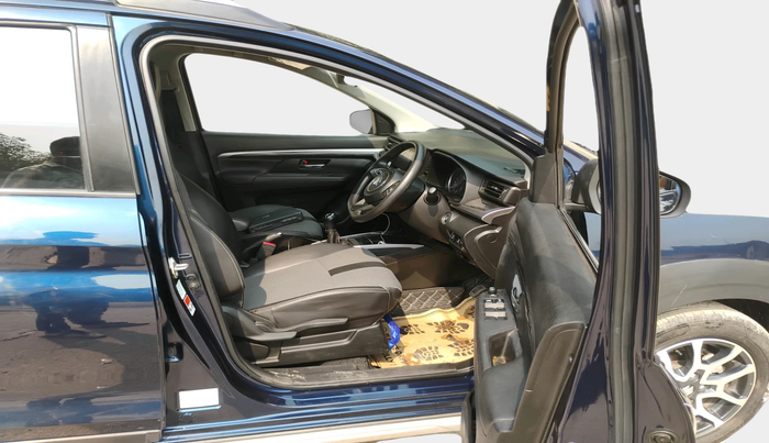 2022 Maruti XL6 ZETA MT, Petrol, Manual, 16,542 km, interior