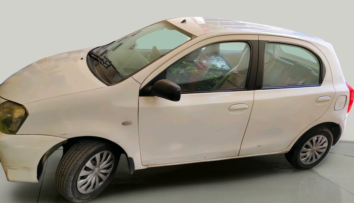 2011 Toyota Etios Liva G, Petrol, Manual, 1,18,748 km, exterior