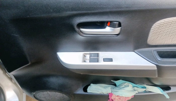 2018 Maruti Wagon R 1.0 LXI CNG, Petrol, Manual, 48,966 km, interior