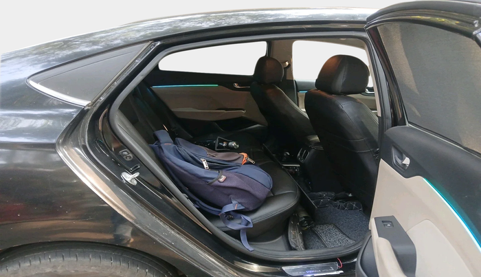 2022 Hyundai Verna SX 1.5 VTVT IVT, CNG, Automatic, 82,430 km, interior