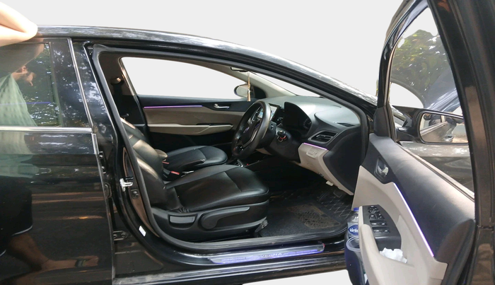 2022 Hyundai Verna SX 1.5 VTVT IVT, CNG, Automatic, 82,430 km, interior