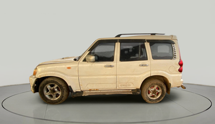 2011 Mahindra Scorpio VLX 2WD BS-III, Diesel, Manual, 2,03,394 km, exterior