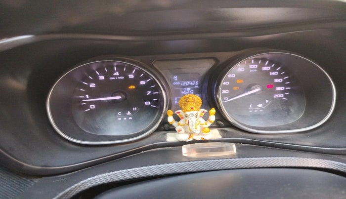 2018 Tata NEXON XZ PLUS DIESEL, Diesel, Manual, 1,20,426 km, interior