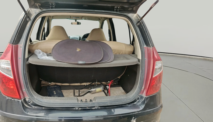 2011 Hyundai i10 MAGNA 1.2, Petrol, Manual, 67,665 km, exterior