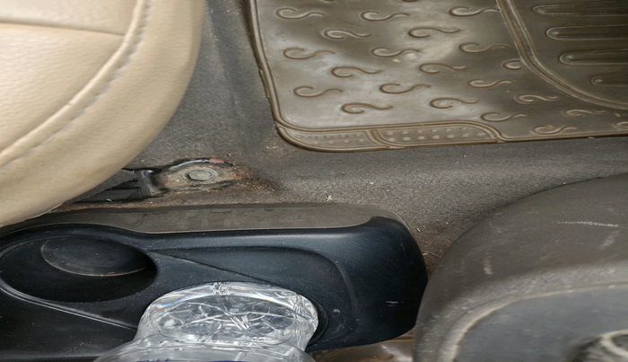 2011 Hyundai i10 MAGNA 1.2, Petrol, Manual, 67,665 km, interior