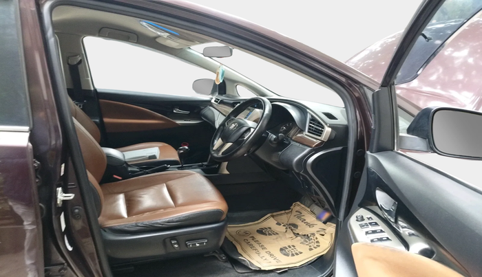 2016 Toyota Innova Crysta 2.8 ZX AT 7 STR, Diesel, Automatic, 1,17,564 km, interior