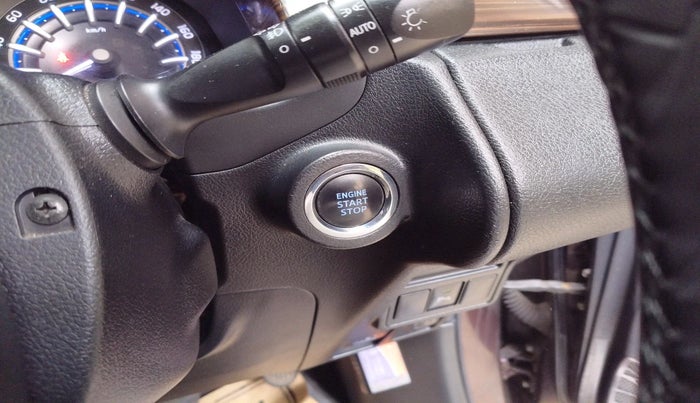 2016 Toyota Innova Crysta 2.8 ZX AT 7 STR, Diesel, Automatic, 1,17,564 km, interior