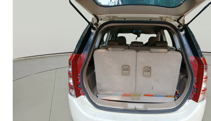 2018 Mahindra XUV500 W6 AT 1.99, Diesel, Automatic, 94,373 km, exterior
