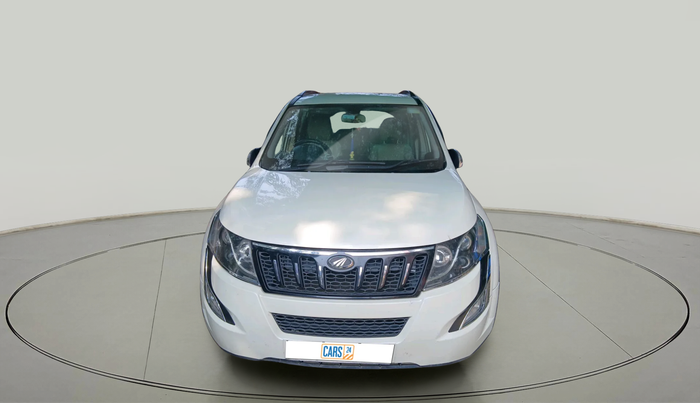 2018 Mahindra XUV500 W6 AT 1.99, Diesel, Automatic, 94,373 km, exterior