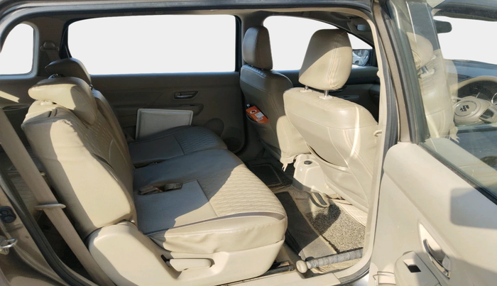 2018 Maruti Ertiga VXI SHVS, Petrol, Manual, 36,104 km, interior