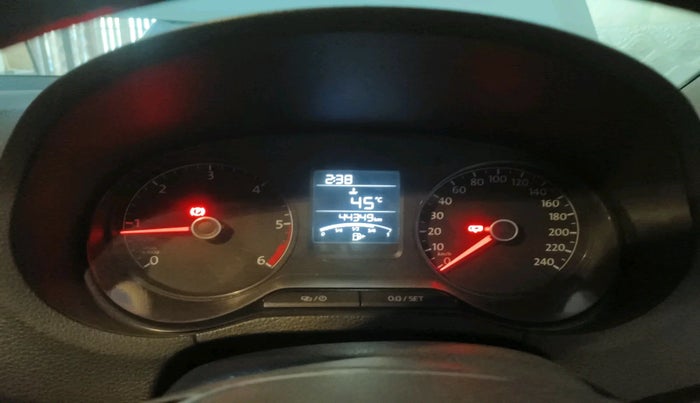 2017 Volkswagen Ameo HIGHLINE PLUS 1.5L 16 ALLOY, Diesel, Manual, 44,349 km, interior