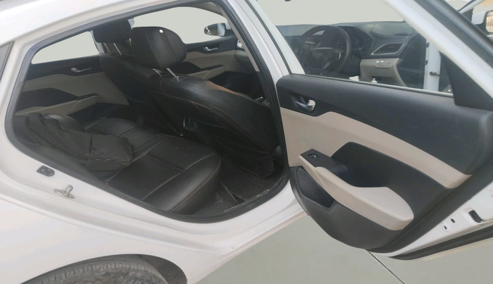 2019 Hyundai Verna 1.6 VTVT SX, Petrol, Manual, 1,01,135 km, interior