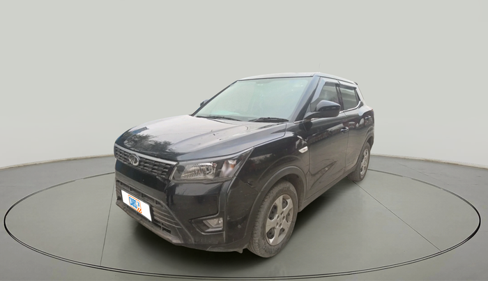 2022 Mahindra XUV300 W4 1.2 PETROL, Petrol, Manual, 37,759 km, exterior