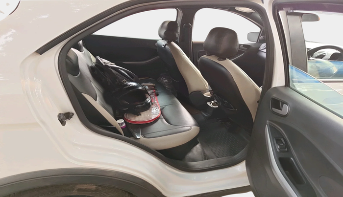 2018 Ford FREESTYLE TREND 1.2 PETROL, Petrol, Manual, 70,135 km, interior