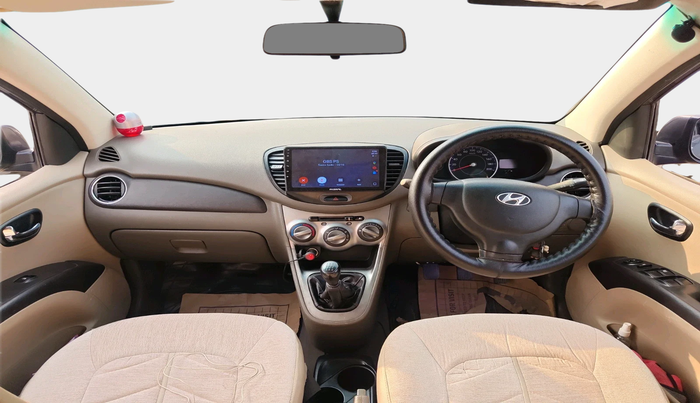 2011 Hyundai i10 MAGNA 1.2, Petrol, Manual, 62,556 km, interior